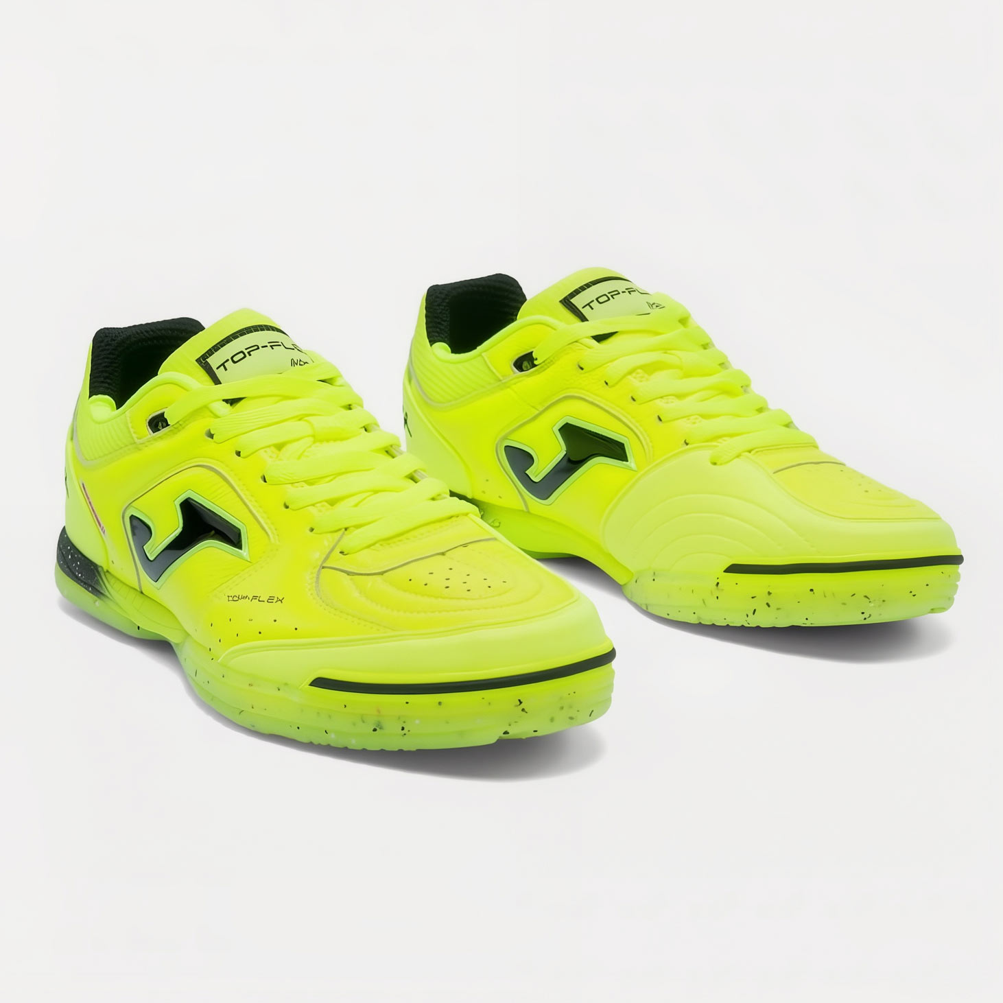 Zapatillas deportivas amarillas brillantes