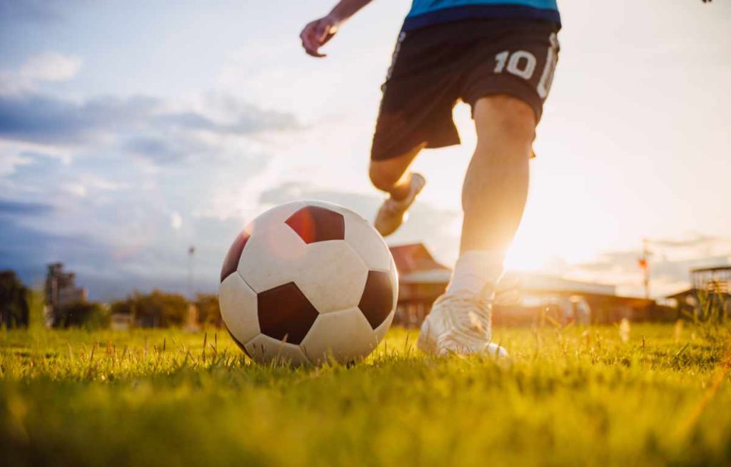 chimpunes de fútbol hombre profesional